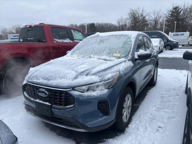 used 2024 Ford Escape car, priced at $31,999