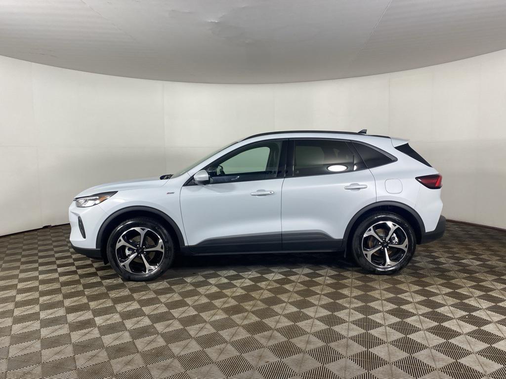 used 2025 Ford Escape car, priced at $34,999