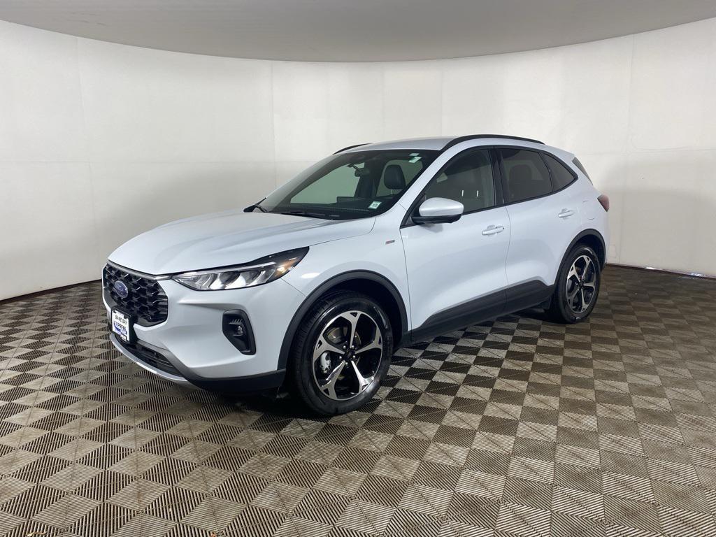 used 2025 Ford Escape car, priced at $34,999