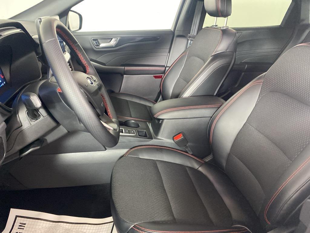 used 2025 Ford Escape car, priced at $34,999