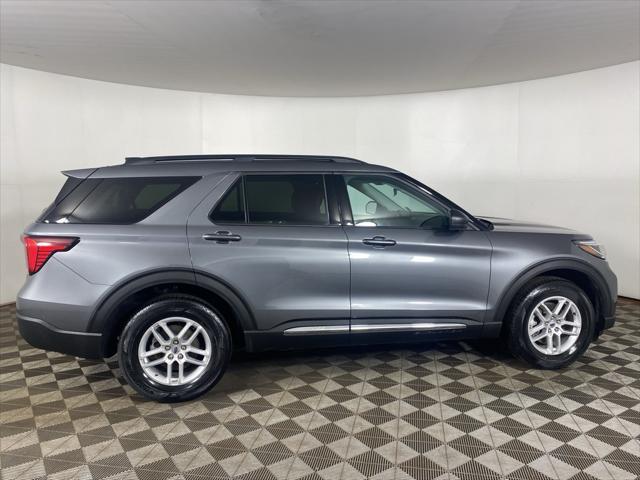 used 2025 Ford Explorer car, priced at $40,619