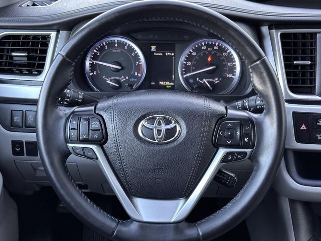 used 2019 Toyota Highlander car, priced at $25,698