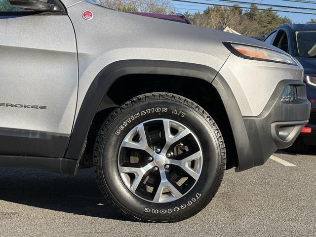 used 2018 Jeep Cherokee car, priced at $18,698