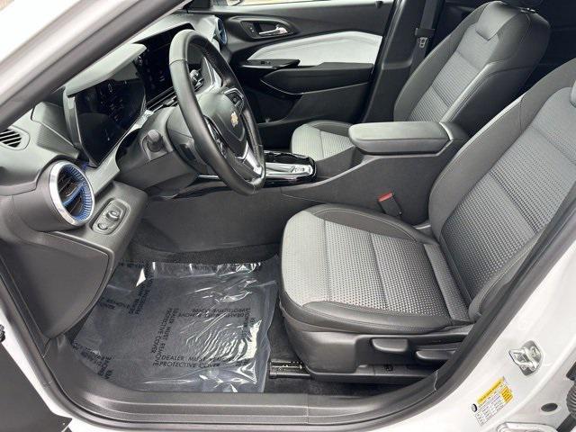 used 2024 Chevrolet Trax car, priced at $18,998