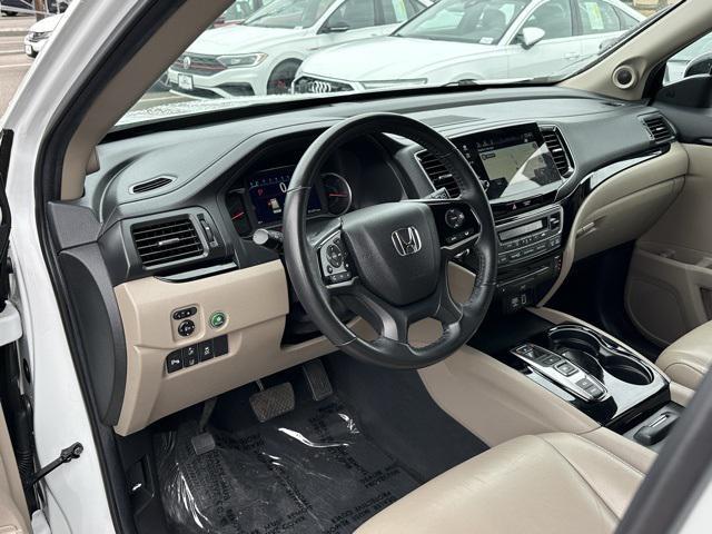 used 2020 Honda Pilot car, priced at $25,998