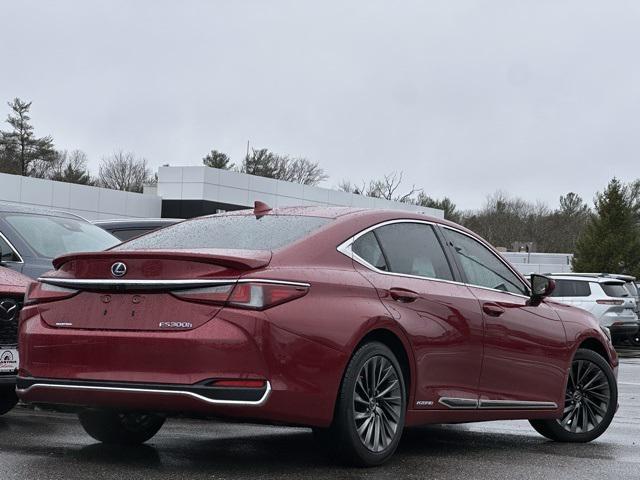 used 2019 Lexus ES 300h car, priced at $25,998