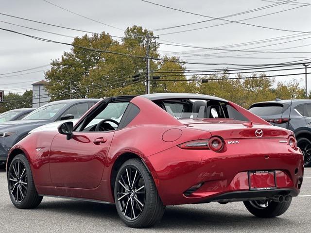 new 2024 Mazda MX-5 Miata RF car