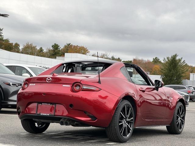 new 2024 Mazda MX-5 Miata RF car