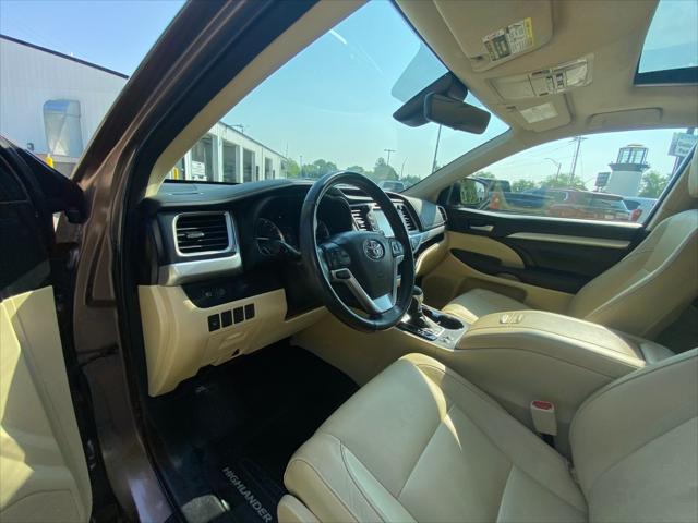 used 2017 Toyota Highlander car, priced at $26,560