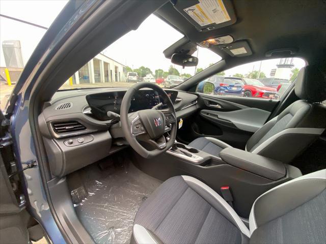new 2025 Buick Envista car, priced at $25,685