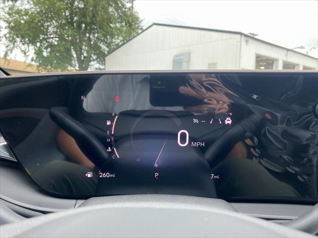 new 2025 Buick Envista car, priced at $25,685