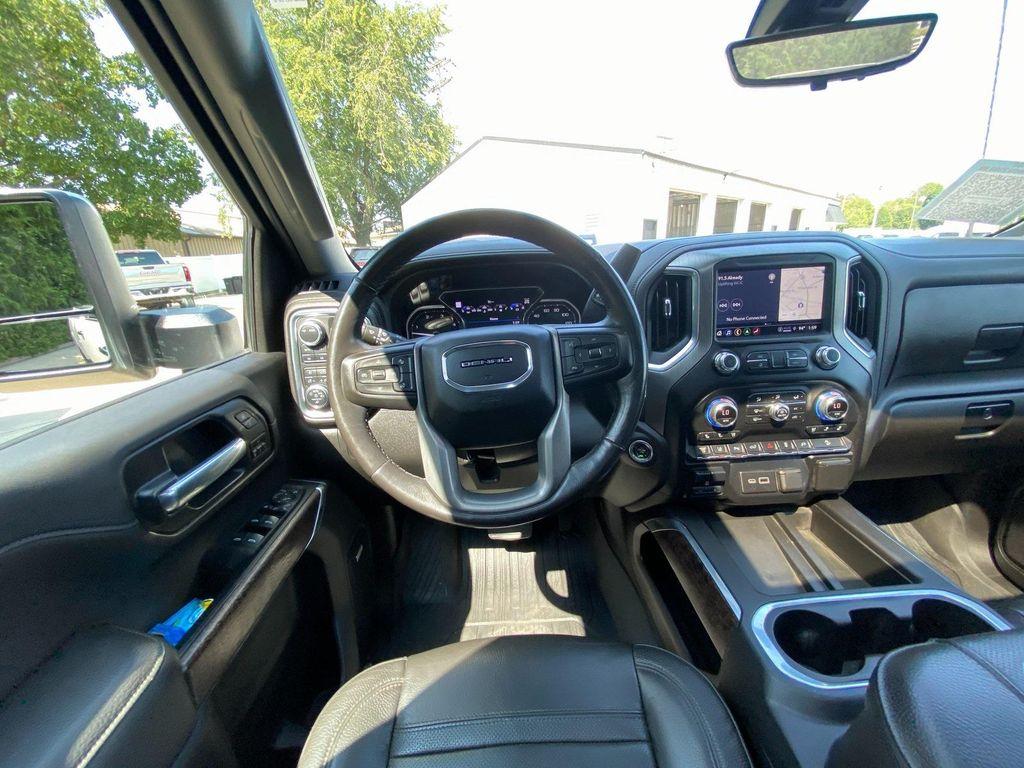 used 2022 GMC Sierra 2500 car, priced at $50,400