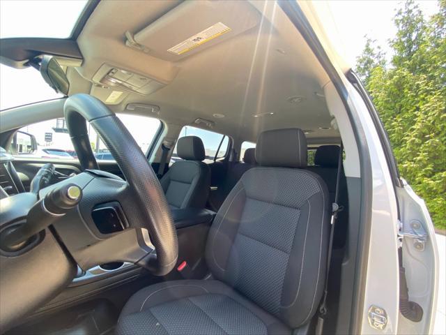 used 2022 GMC Acadia car, priced at $26,000