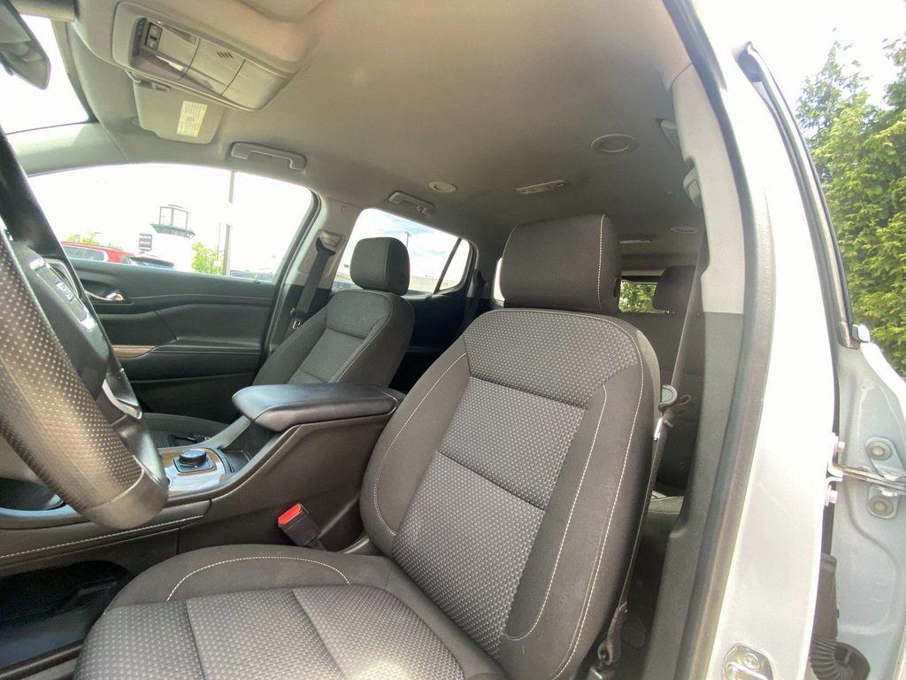used 2022 GMC Acadia car, priced at $26,200