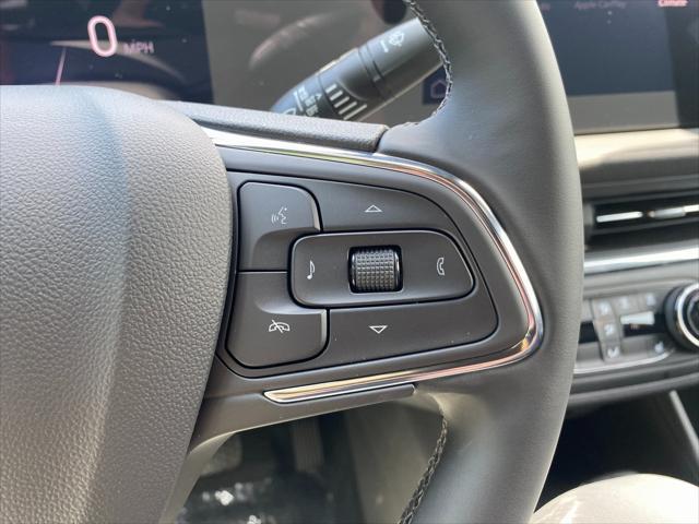 new 2025 Buick Envista car, priced at $25,090