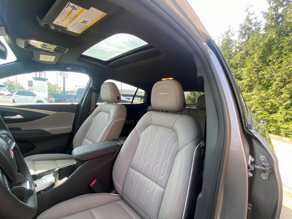 new 2025 Buick Envista car, priced at $28,085