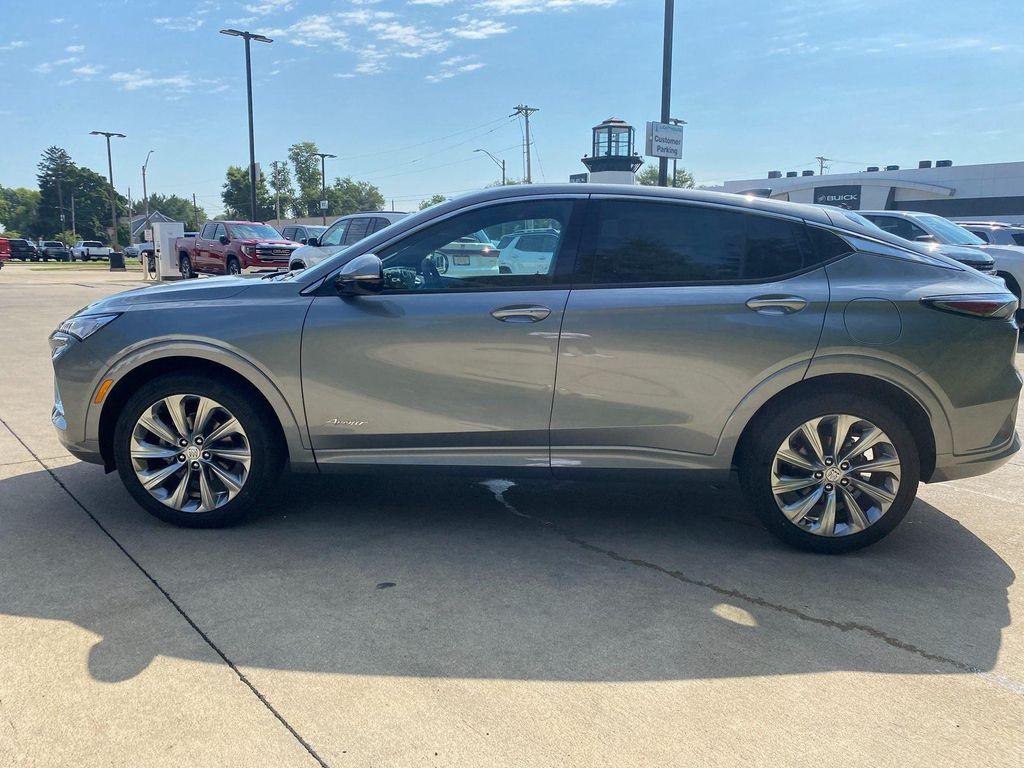new 2025 Buick Envista car, priced at $28,085