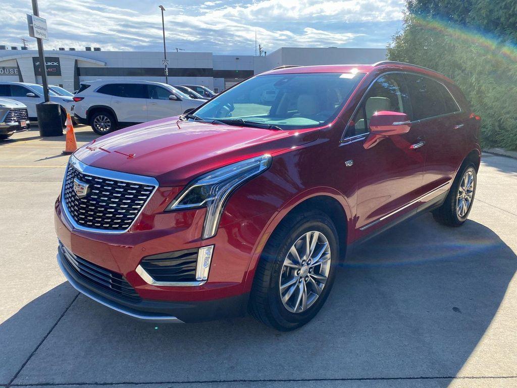 used 2023 Cadillac XT5 car, priced at $34,800