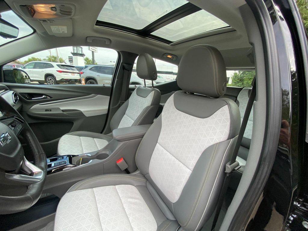 used 2022 Chevrolet Bolt EUV car, priced at $22,900