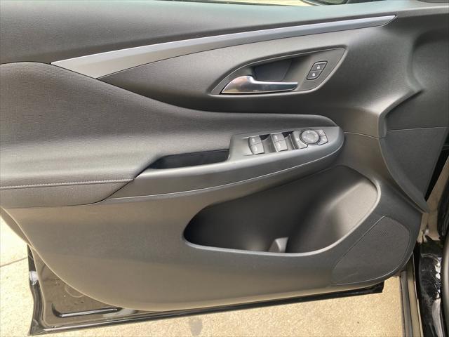 new 2025 Buick Envista car, priced at $24,590