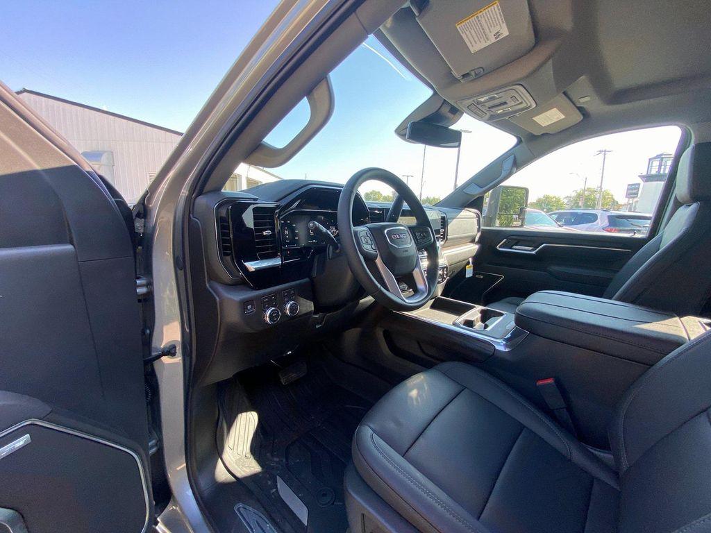 new 2026 GMC Sierra 2500 car, priced at $70,102