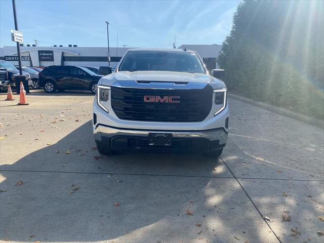 new 2025 GMC Sierra 1500 car, priced at $39,800