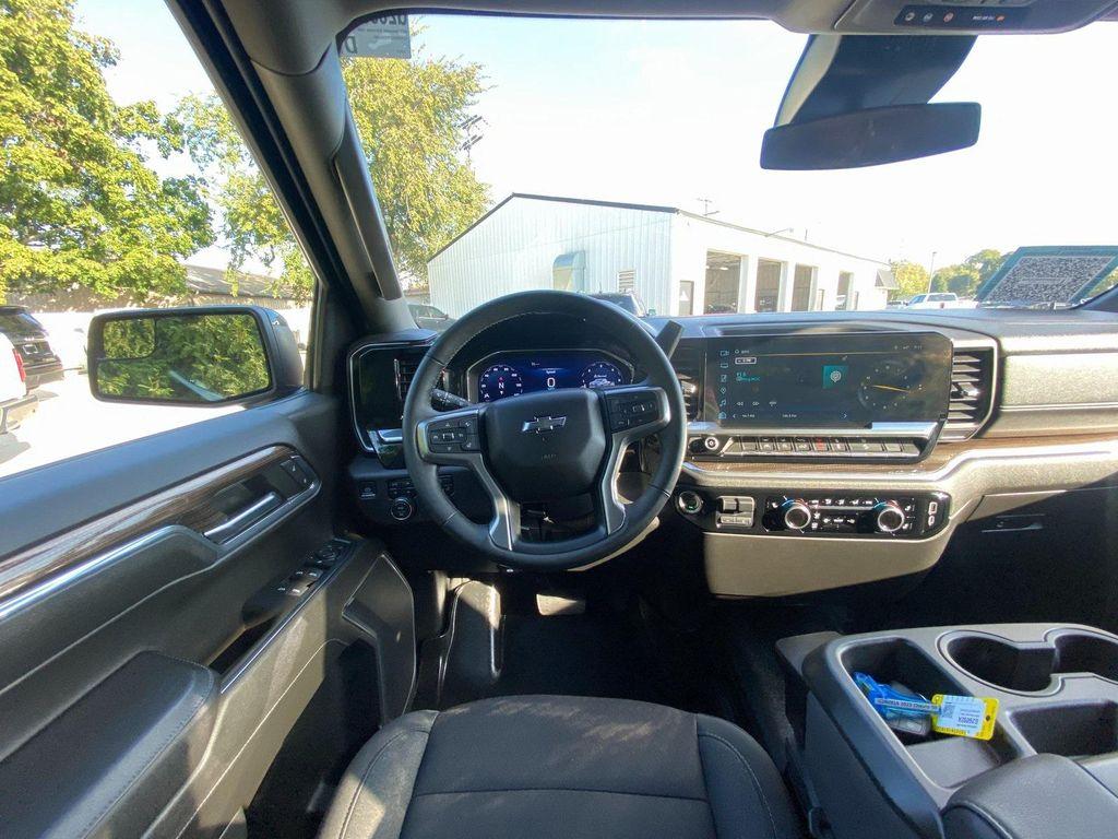 used 2023 Chevrolet Silverado 1500 car, priced at $43,000