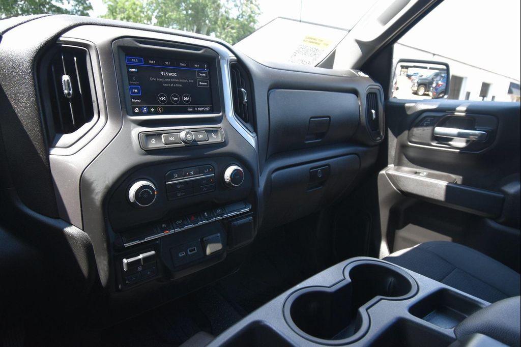 used 2021 Chevrolet Silverado 1500 car, priced at $29,400