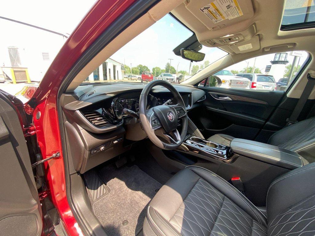 used 2022 Buick Envision car, priced at $27,400