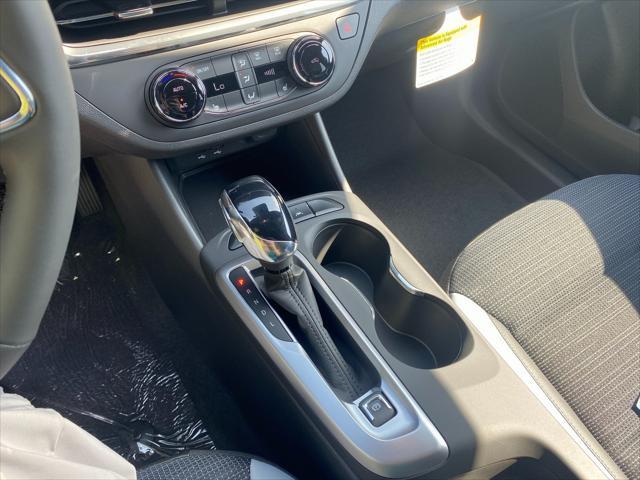 new 2025 Buick Envista car, priced at $24,190