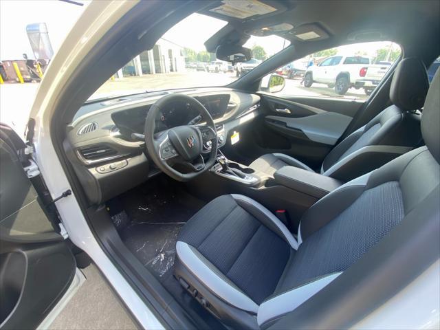new 2025 Buick Envista car, priced at $24,190