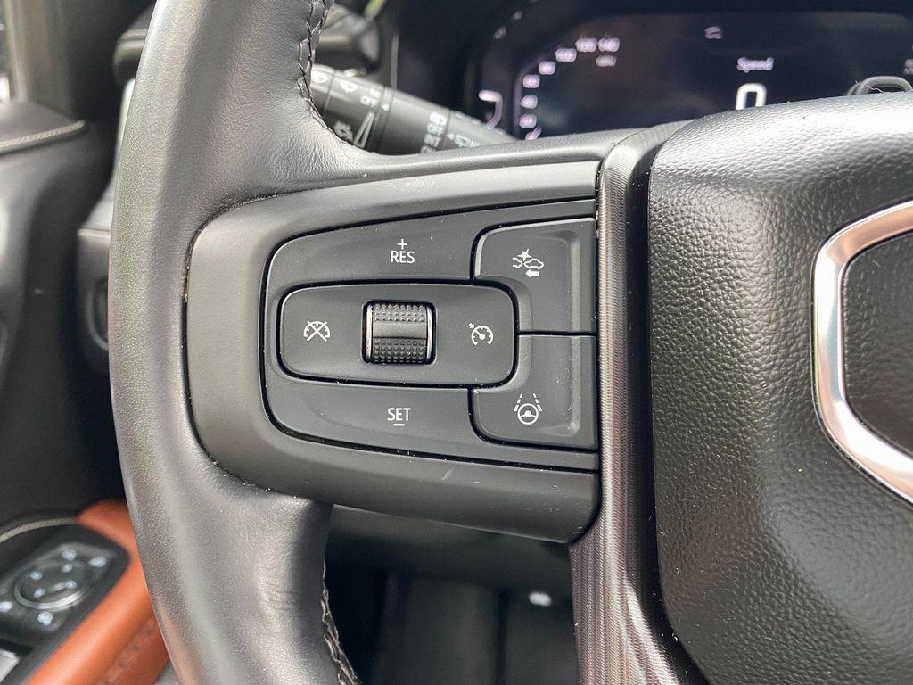 used 2023 GMC Yukon car, priced at $64,900