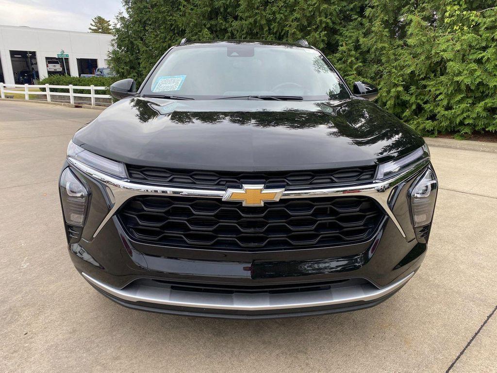 used 2024 Chevrolet Trax car, priced at $20,900