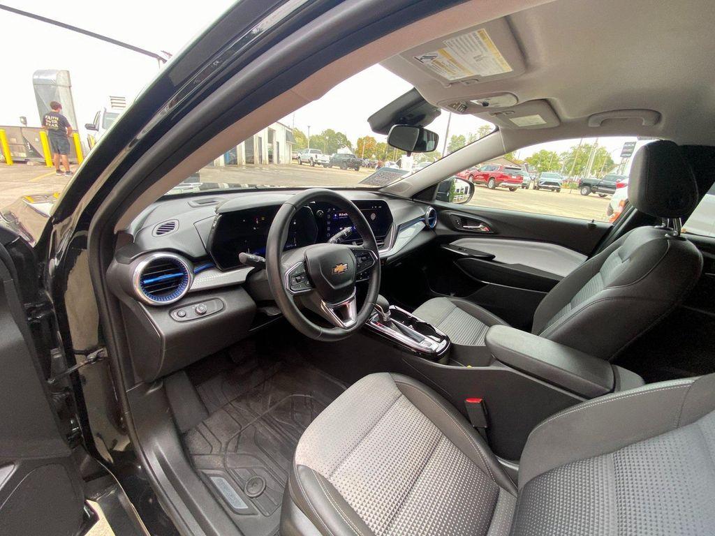 used 2024 Chevrolet Trax car, priced at $20,900
