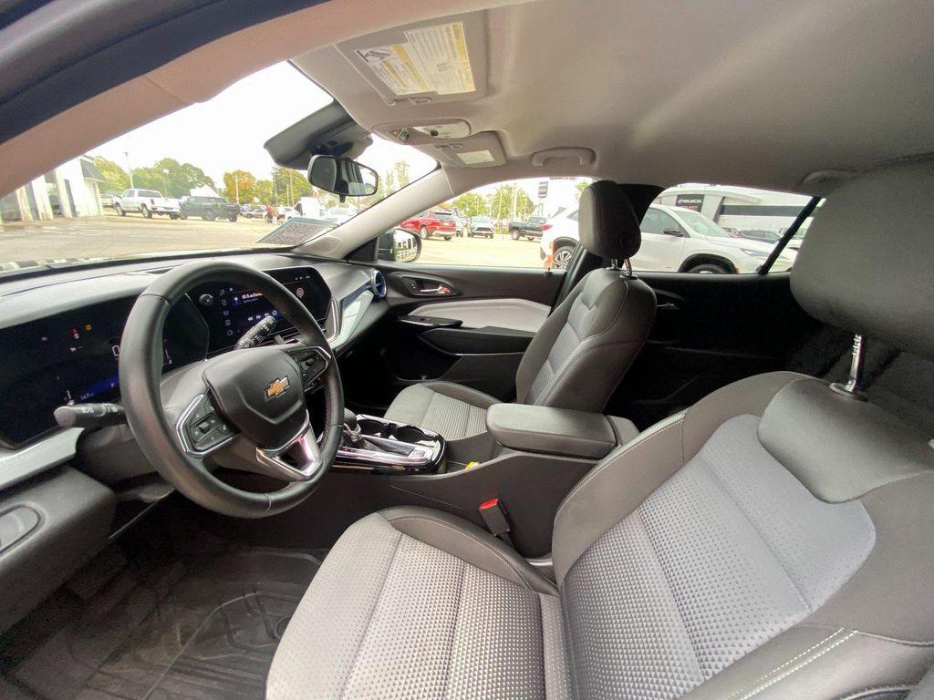 used 2024 Chevrolet Trax car, priced at $20,900