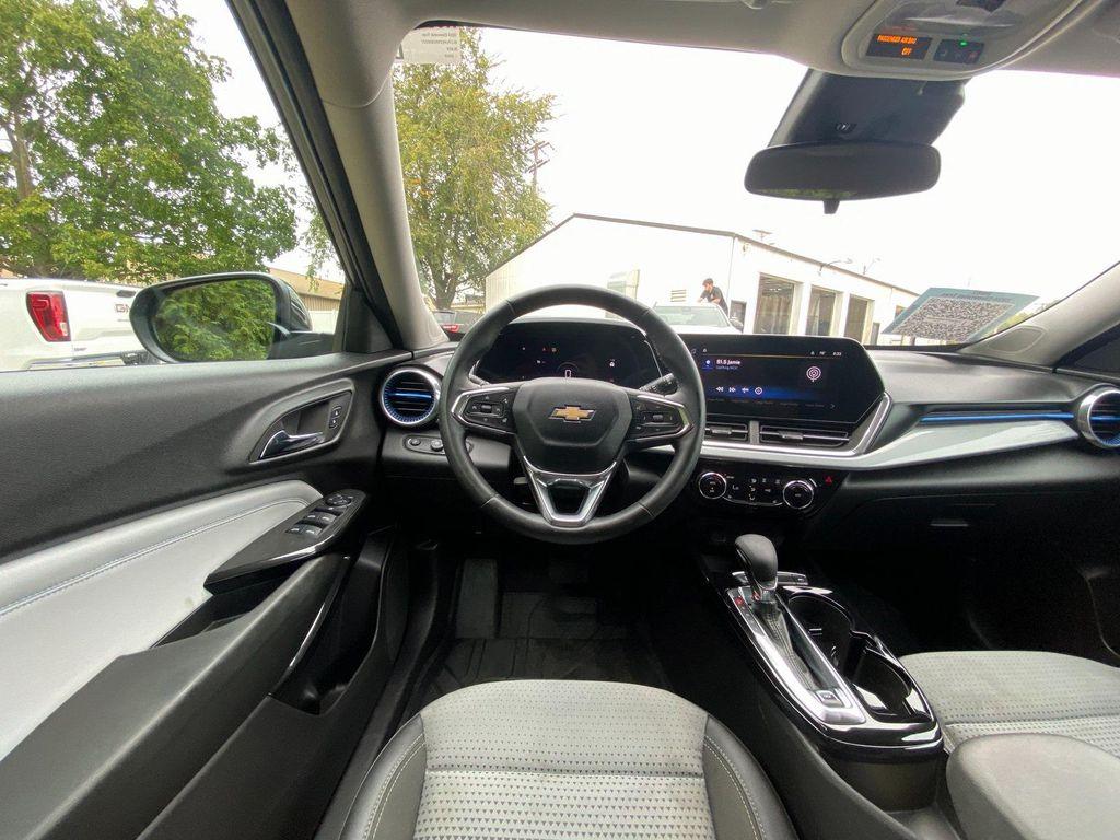 used 2024 Chevrolet Trax car, priced at $20,900