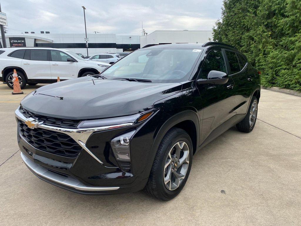 used 2024 Chevrolet Trax car, priced at $20,900