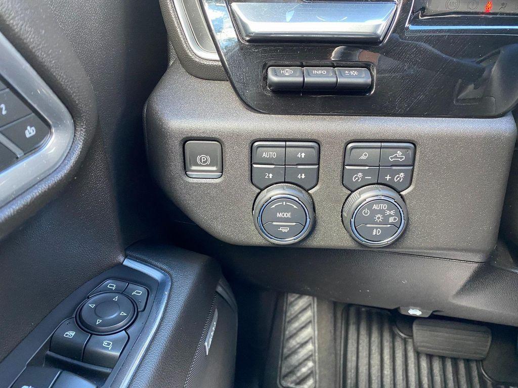 used 2022 Chevrolet Silverado 1500 car, priced at $42,600