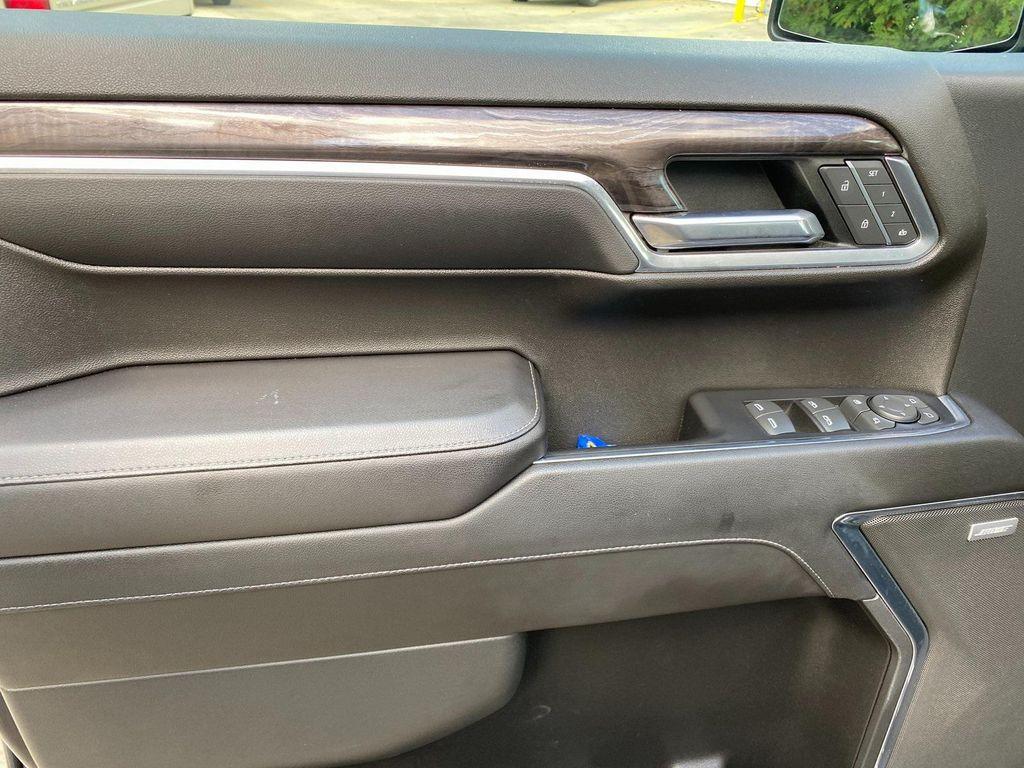 used 2022 Chevrolet Silverado 1500 car, priced at $42,600