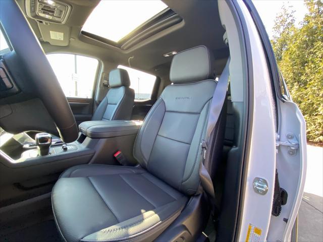new 2025 GMC Sierra 1500 car, priced at $73,700