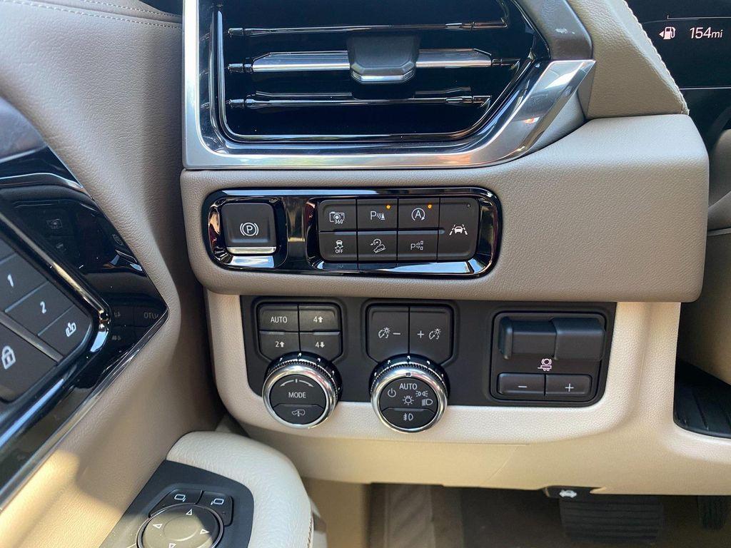 new 2025 GMC Yukon car, priced at $93,075