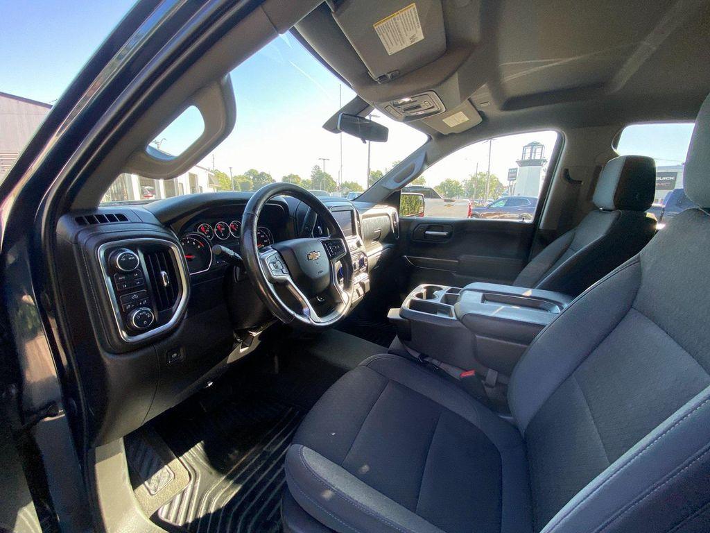 used 2021 Chevrolet Silverado 1500 car, priced at $35,160