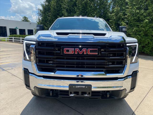 new 2025 GMC Sierra 3500 car, priced at $61,500