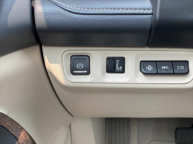 used 2023 GMC Acadia car, priced at $41,500
