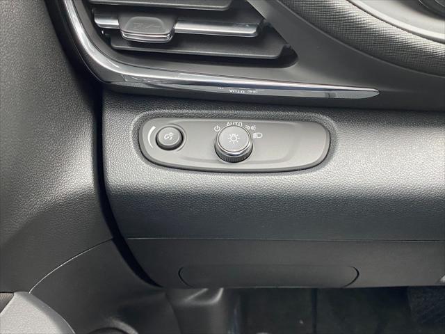 new 2025 Buick Envista car, priced at $24,095
