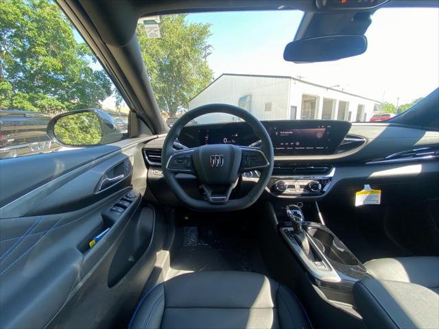 new 2025 Buick Envista car, priced at $27,085