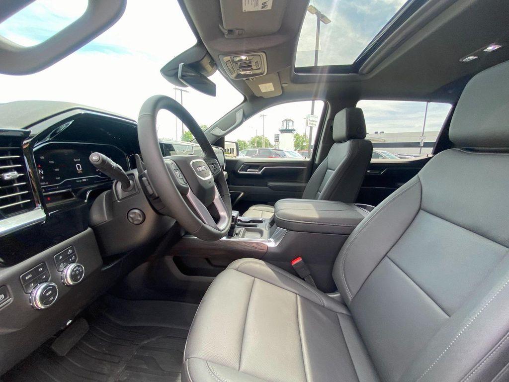 new 2025 GMC Sierra 1500 car, priced at $59,602