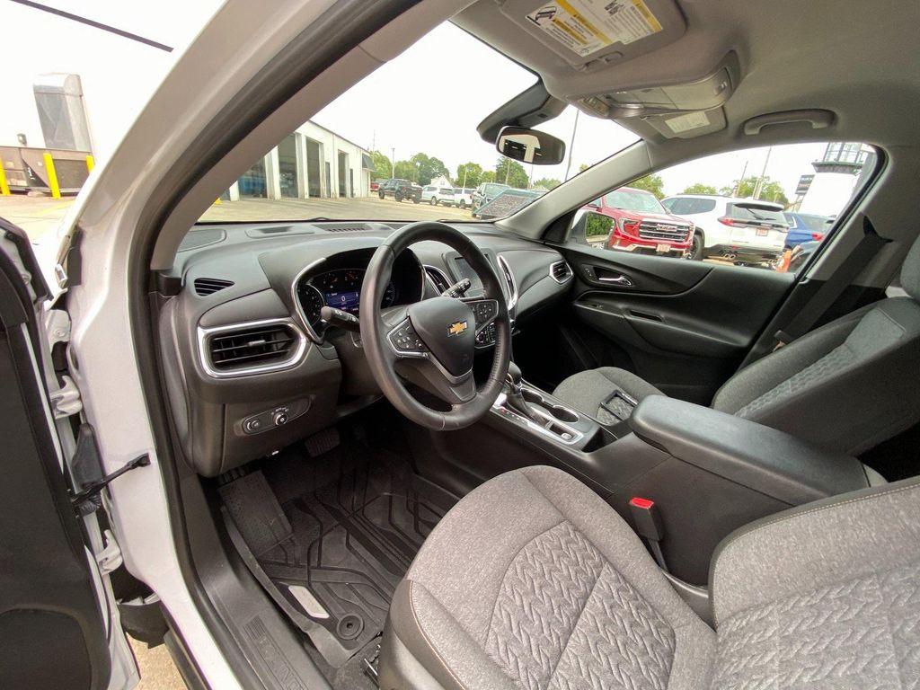 used 2022 Chevrolet Equinox car, priced at $23,500