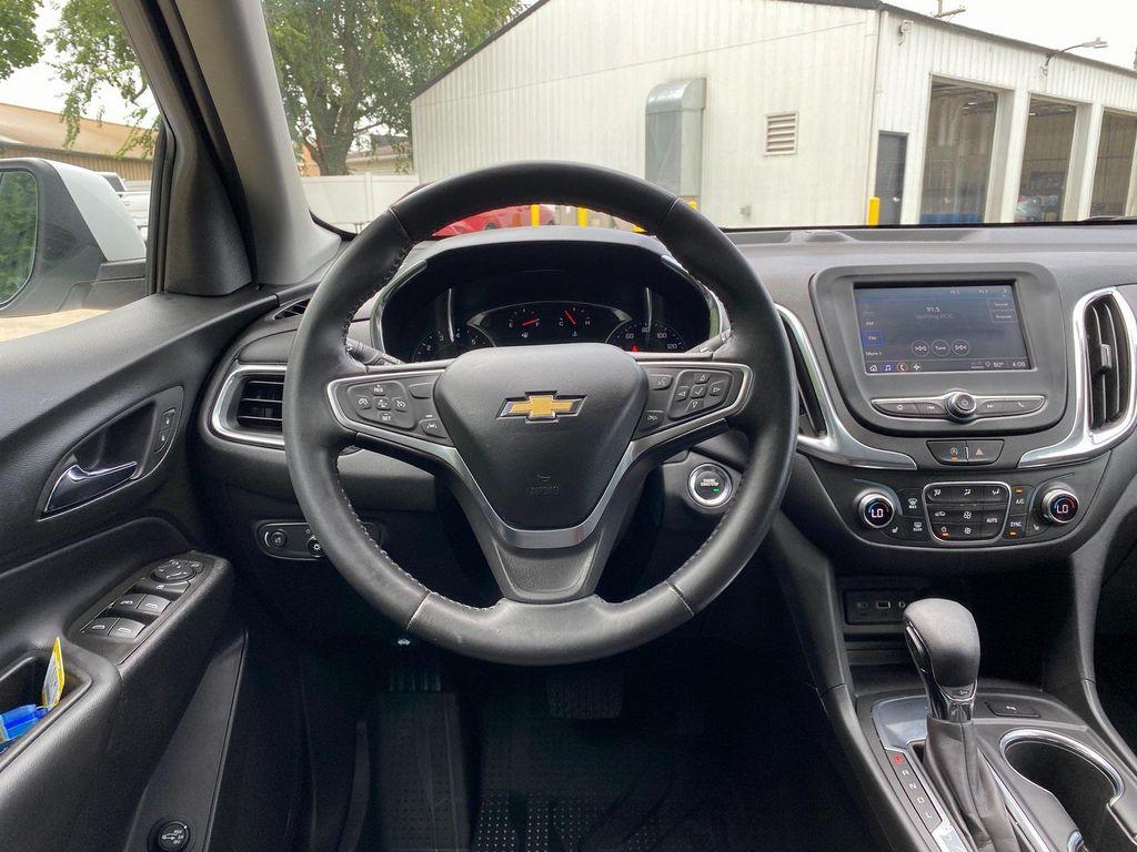 used 2022 Chevrolet Equinox car, priced at $23,500