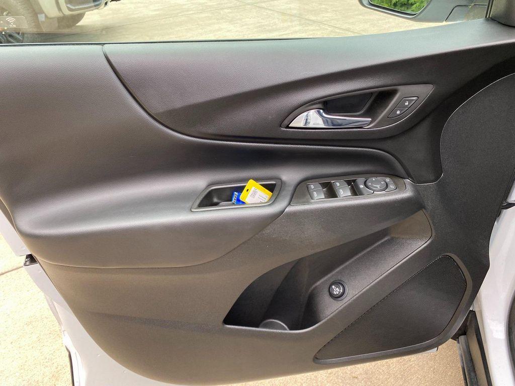 used 2022 Chevrolet Equinox car, priced at $23,500